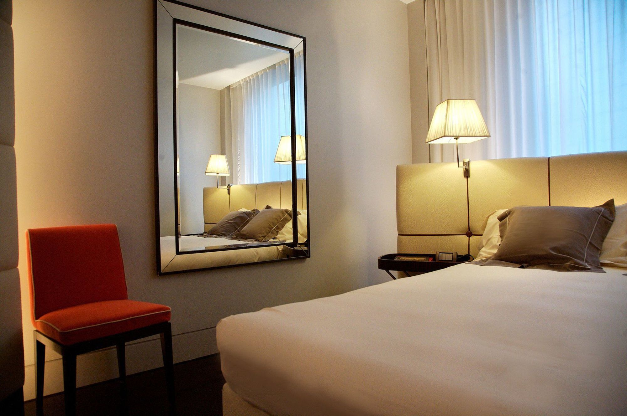 Sina The Gray Hotel Milan Room photo